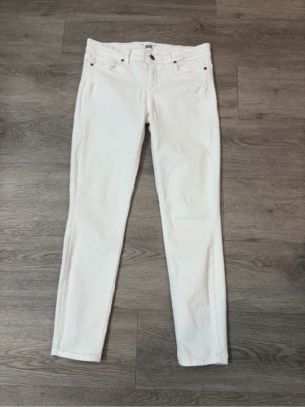 PAIGE White Skinny Jeans for Women 29 waist 15 rise 9 length 26